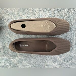 Vivaia Margot Flats - Size 11. Never worn